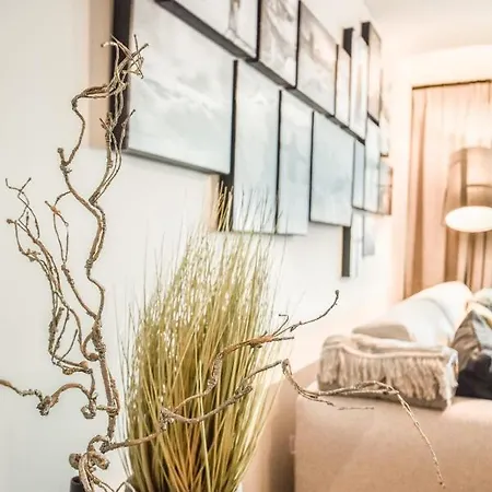 Hollandia 18 Apartment *